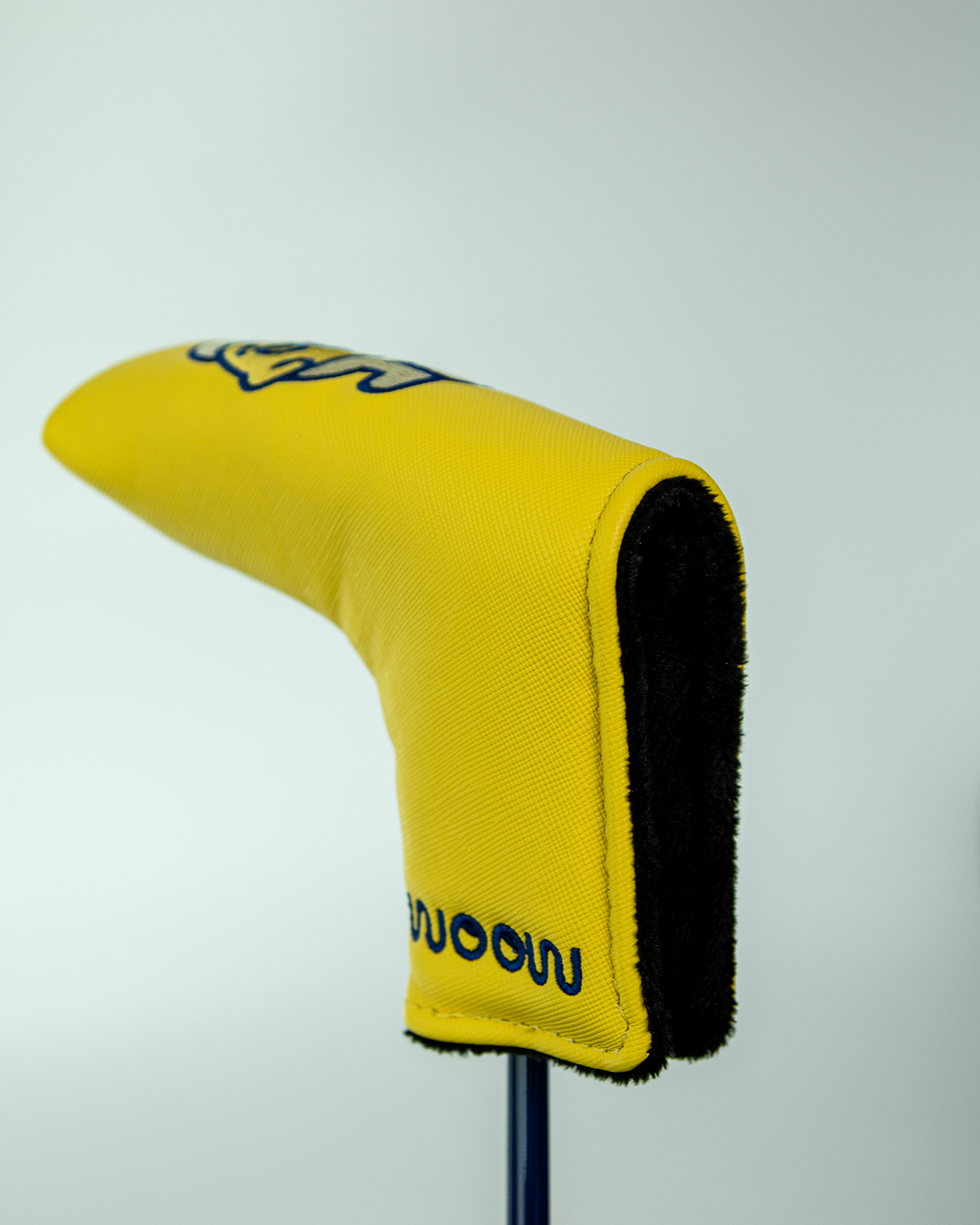 Funda amarilla del putter WOOW